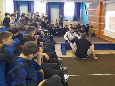Мастер-класс по мас-рестлингу проведен в Ямальской школе-интернат им. Василия Давыдова
