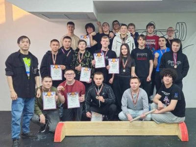 В Новом Уренгое впервые состоялся Чемпионат города по мас-рестлингу 