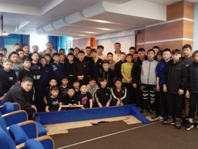 Мастер-класс по мас-рестлингу проведен в Ямальской школе-интернат им. Василия Давыдова